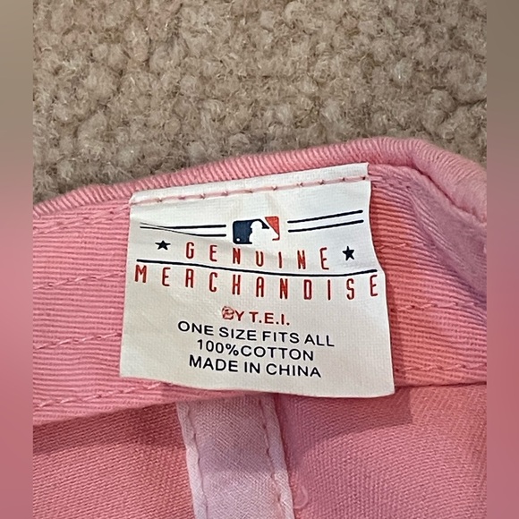 Astros Pink Baseball Cap - Hat - Adjustable Sizes - Picture 3 of 4